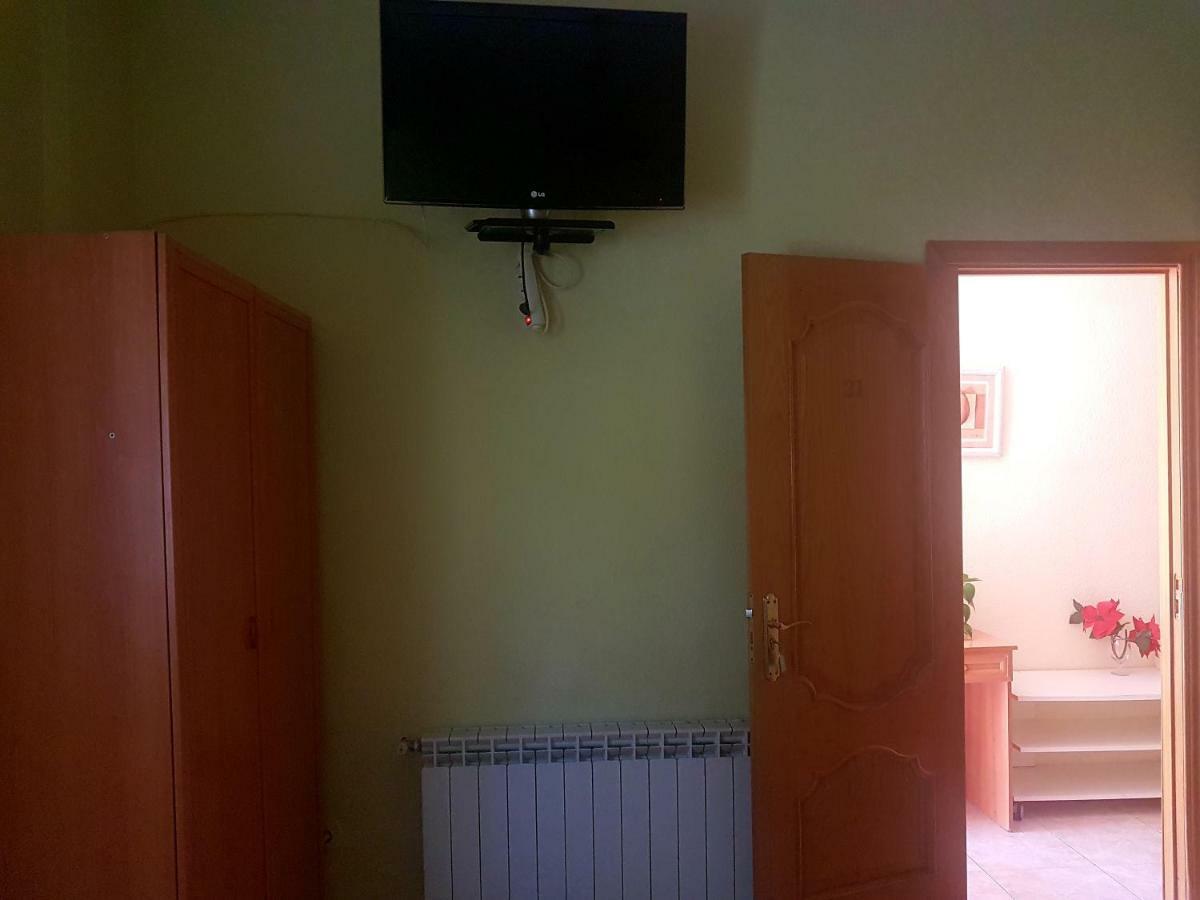 Hostal Брунете Экстерьер фото