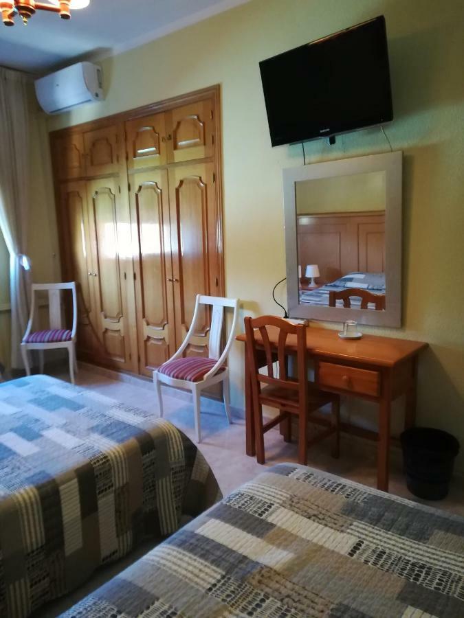 Hostal Брунете Экстерьер фото